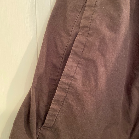 Theory army green full skirt. Pockets, removable belt and lined. Size 8. - Picture 3 of 9